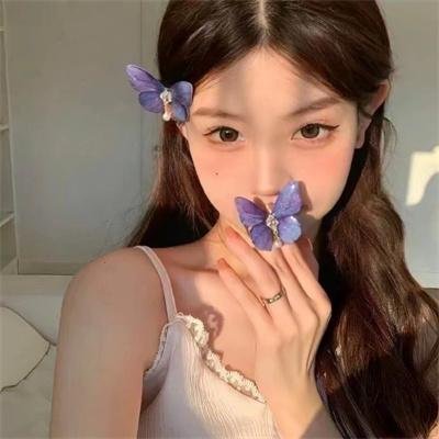 一个死气沉沉的夏天